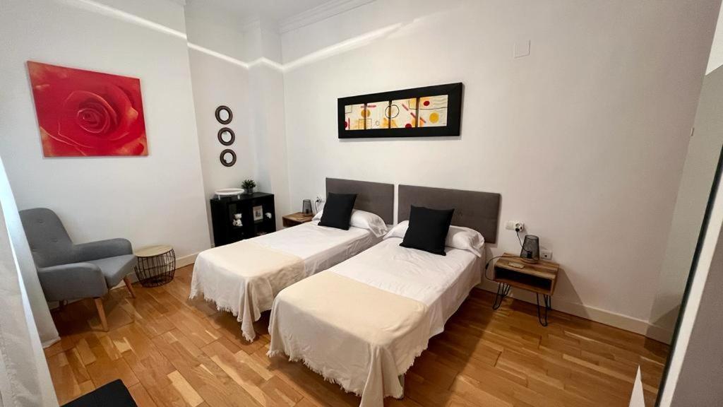 Picassia Home Malaga Center Buitenkant foto